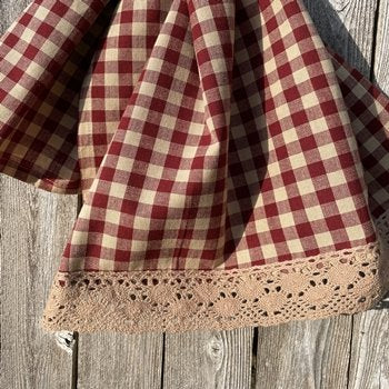 Heritage House Small Check Lace Edge Towel ET59017 Red